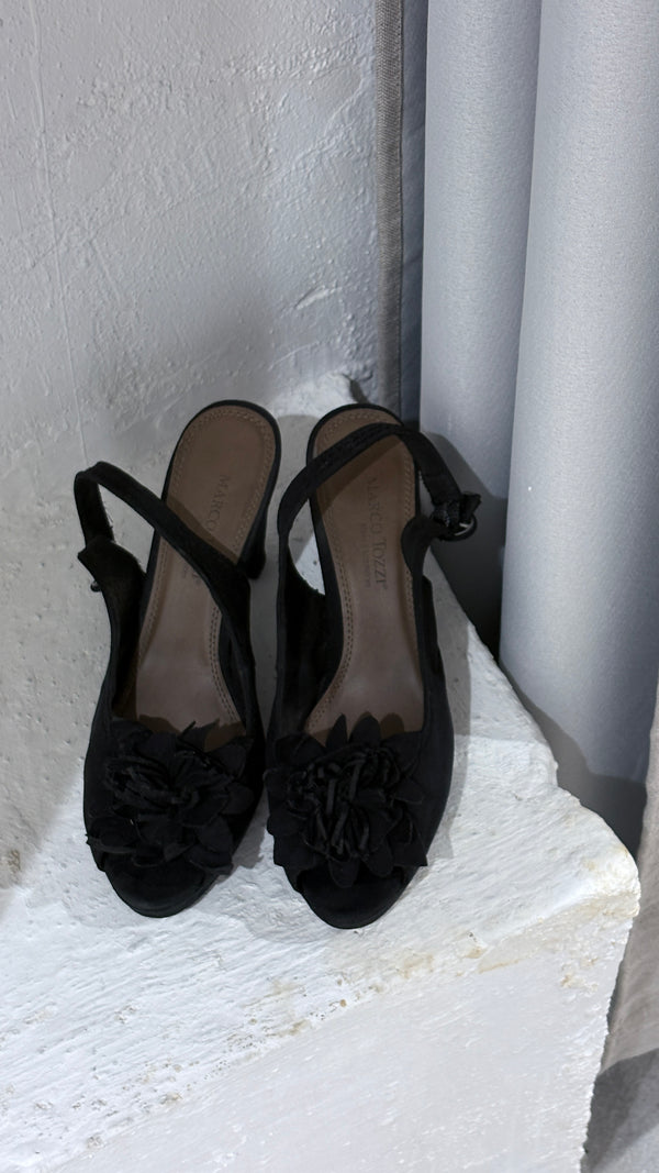 Marco Tozzi black heeled sandals with a floral detail