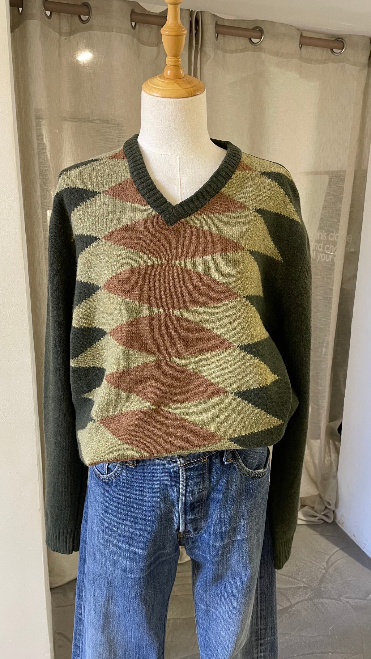 Green wool pullover
