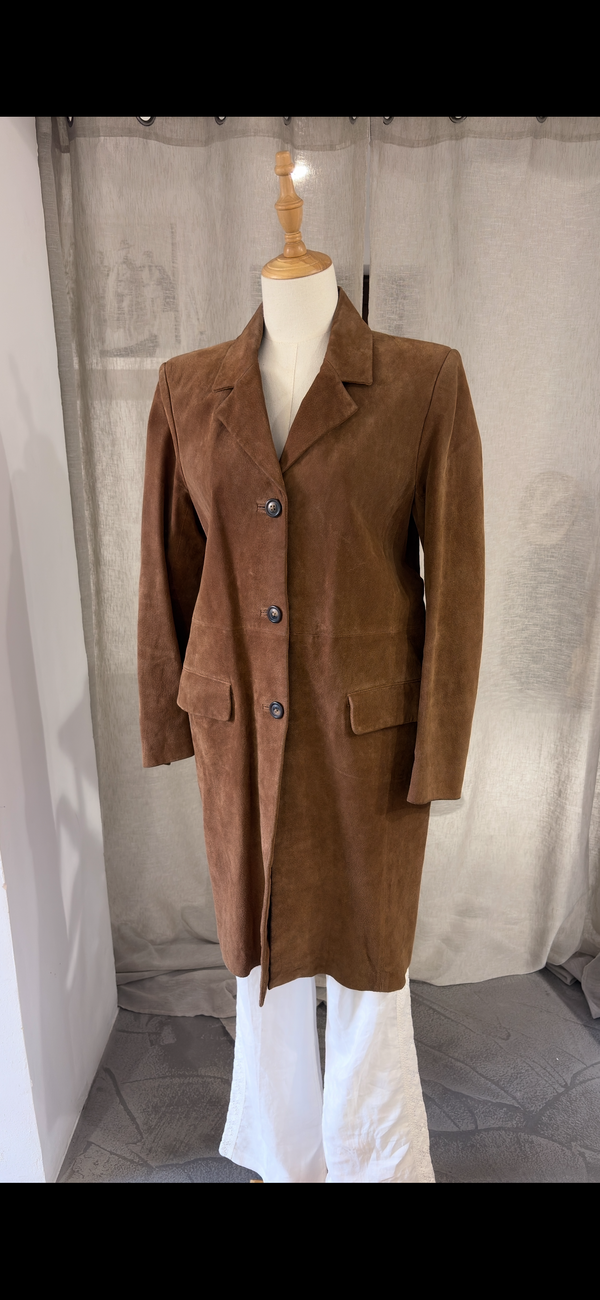 Classis cut brown suede coat
