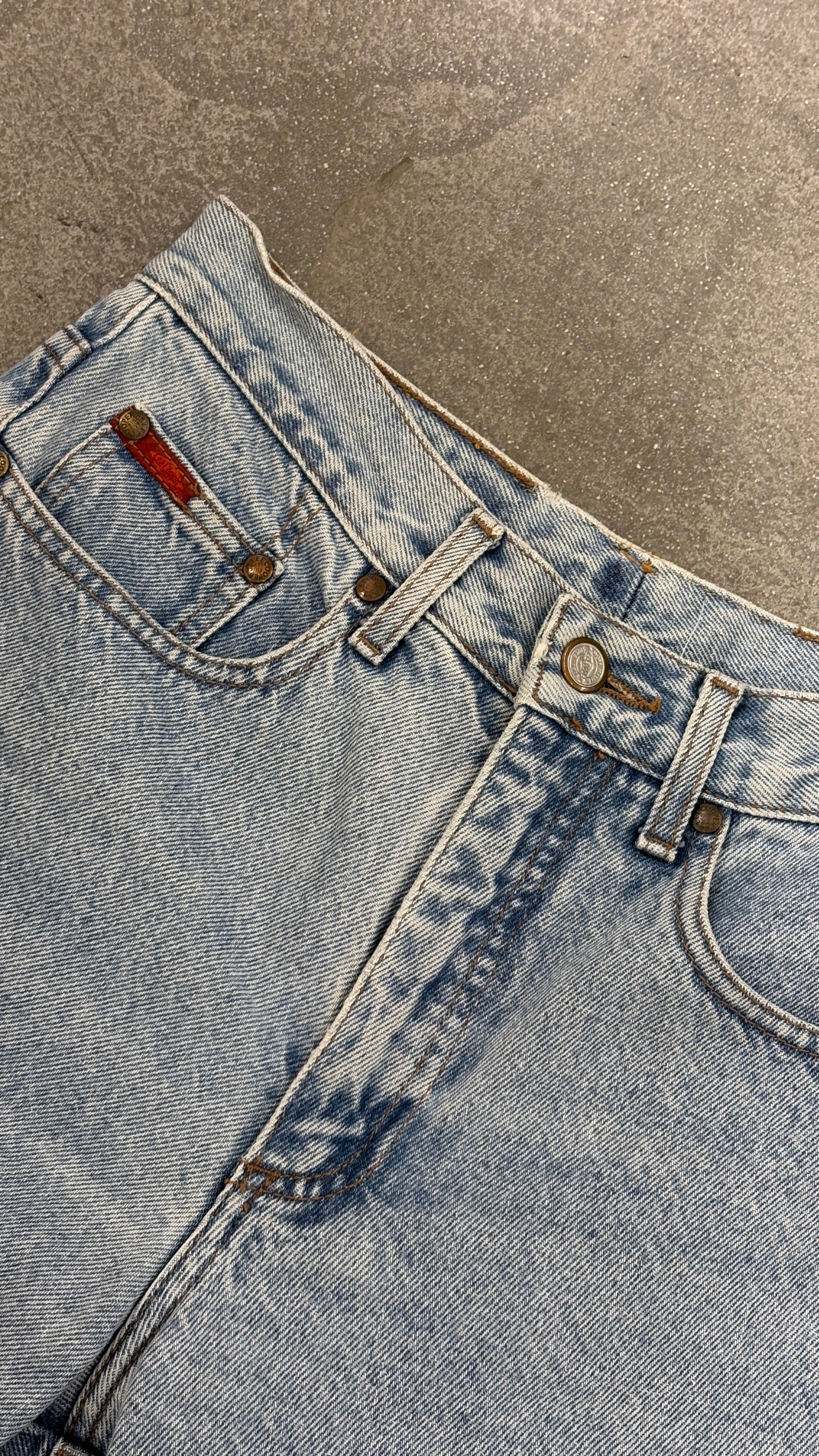 Vintage Lee Cooper denim shorts in a light blue wash