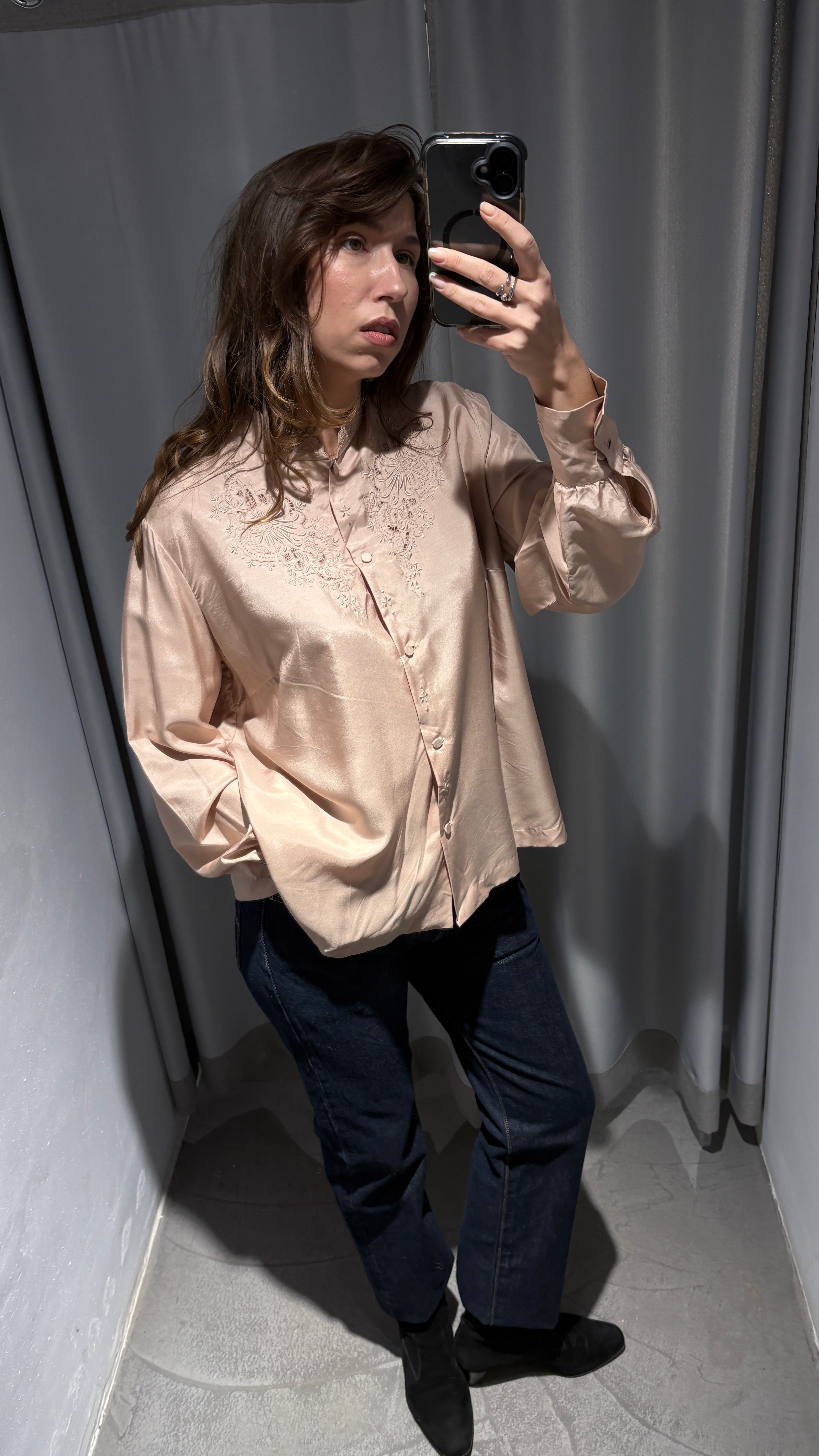 Vintage embroidered pink 100% silk blouse