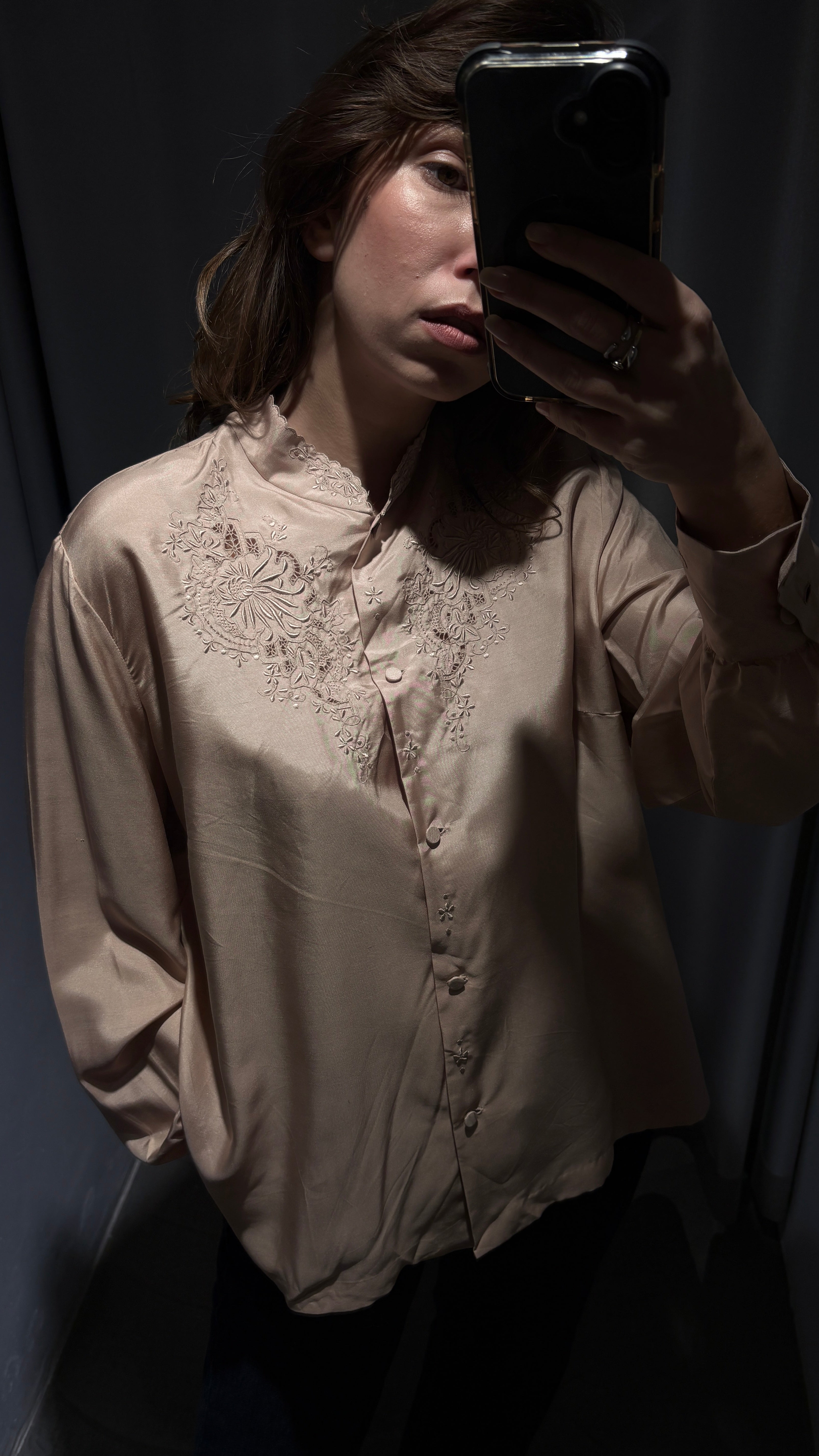 Vintage embroidered pink 100% silk blouse