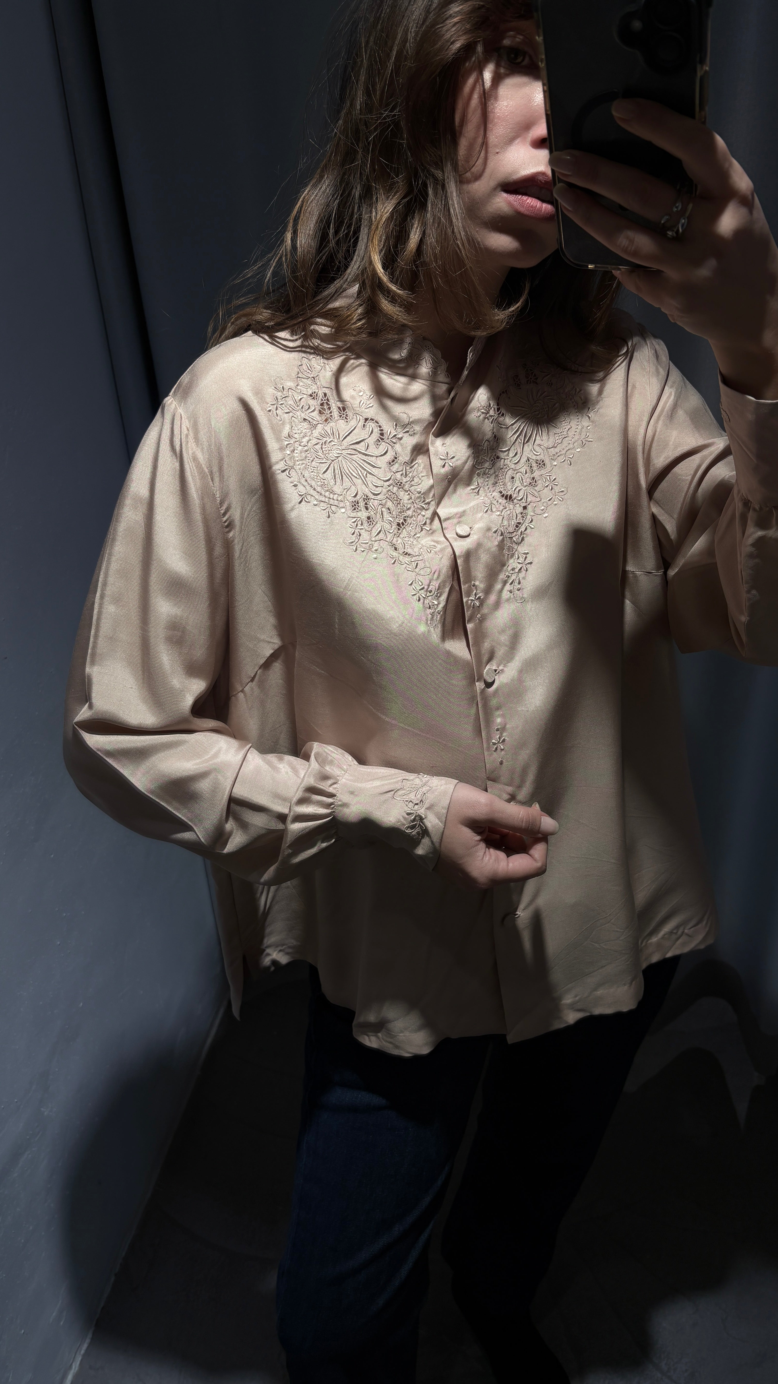 Vintage embroidered pink 100% silk blouse