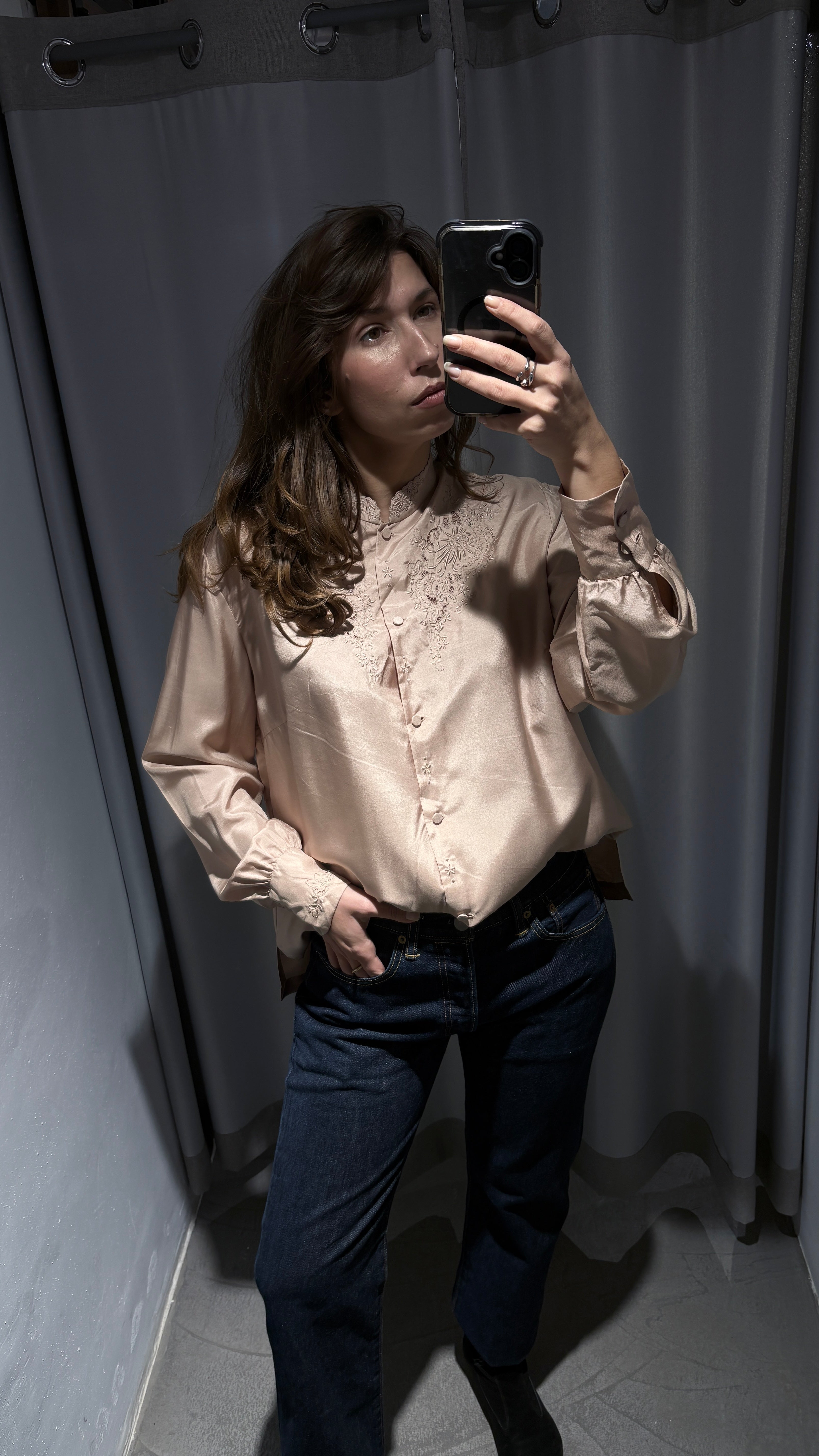 Vintage embroidered pink 100% silk blouse