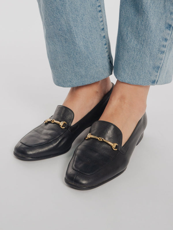 Natural leather moccasins with front saddle strap