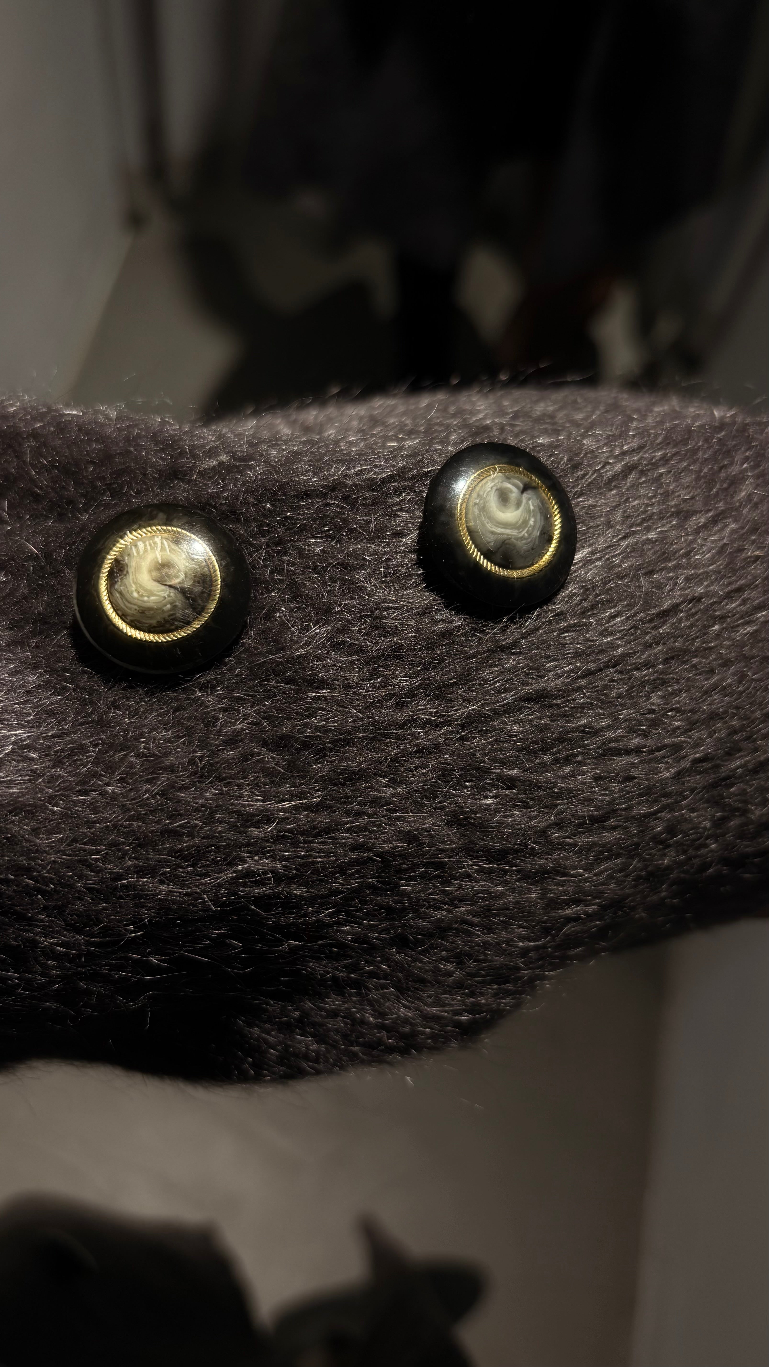 Vintage mid-length coat made from lilac llama wool — aged, elegant and beautifully textured.