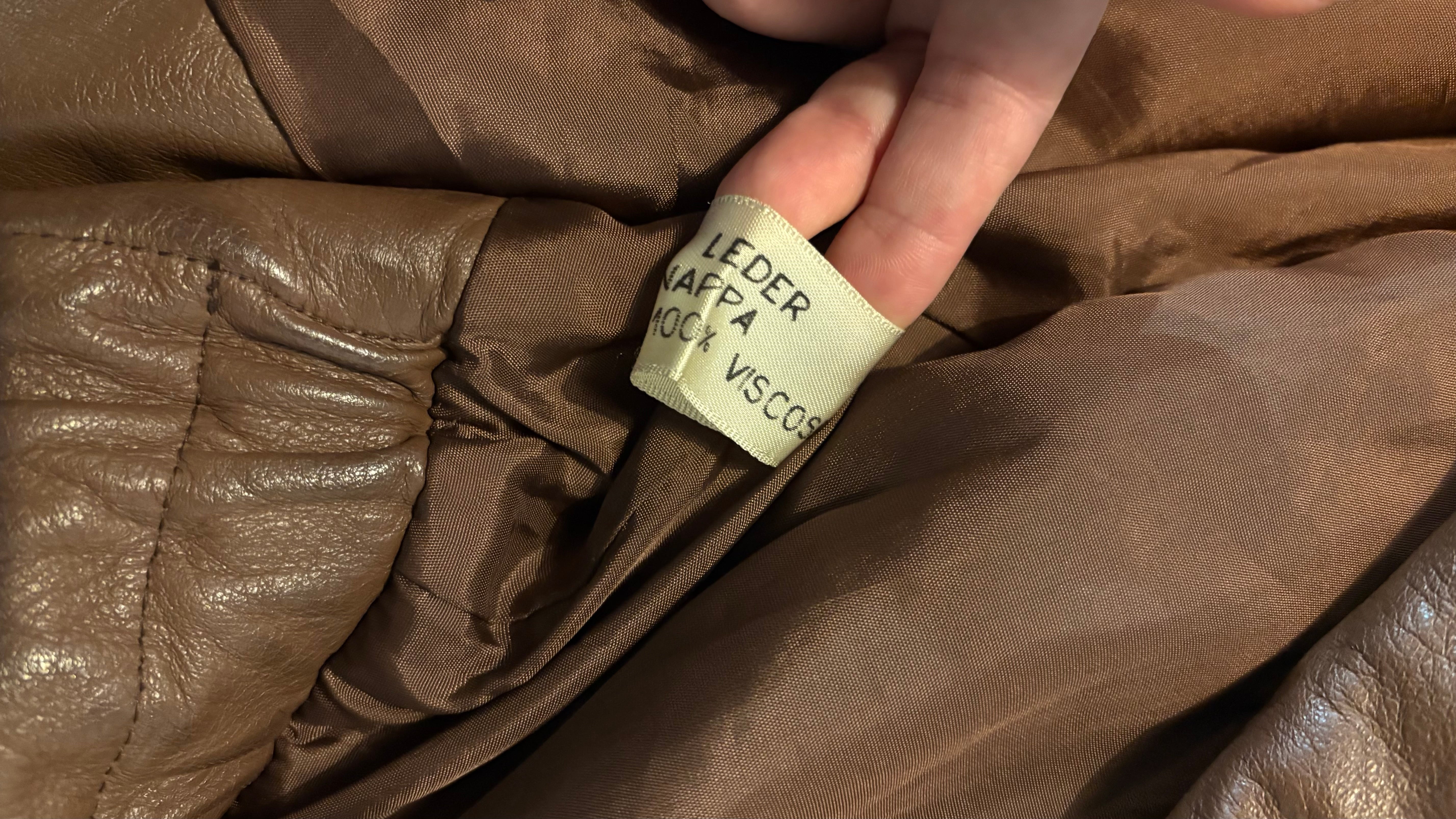 Vintage jacket in natural leather — biker-bomber style in taupe brown and beige