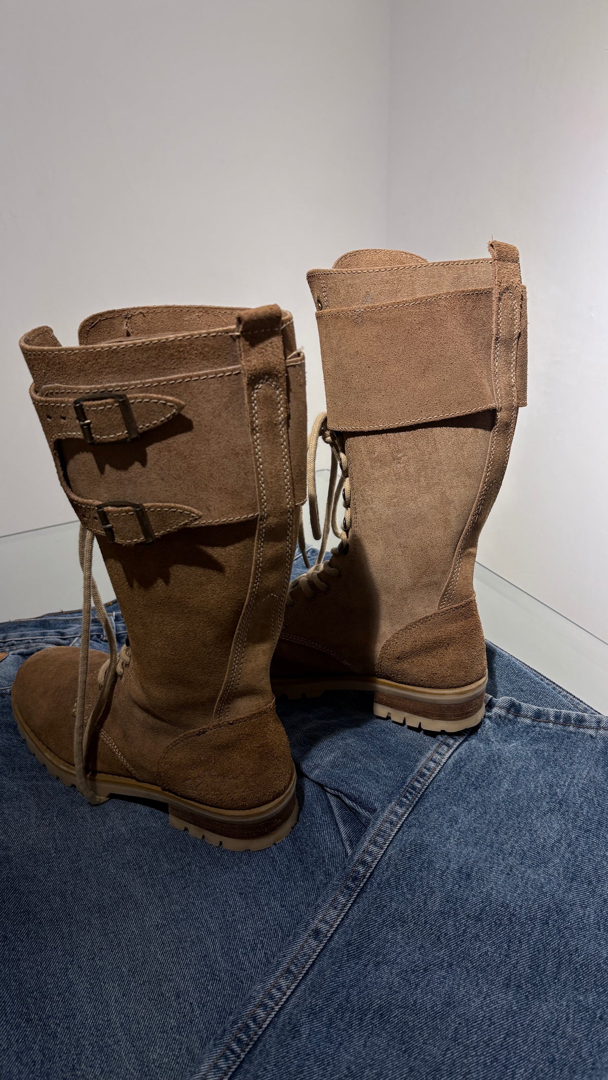 High militas style boots in natural suede