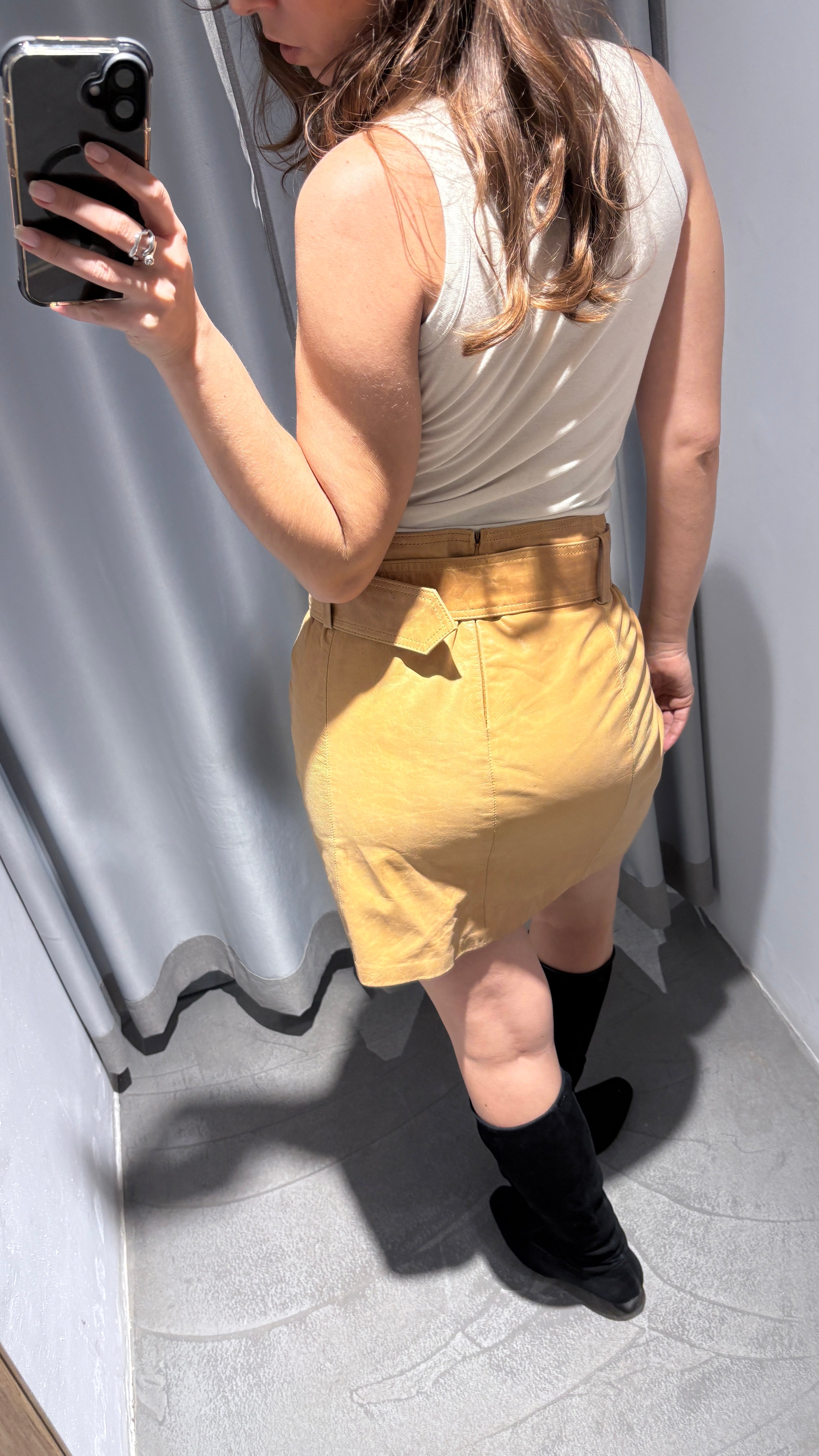 Natural leather skirt