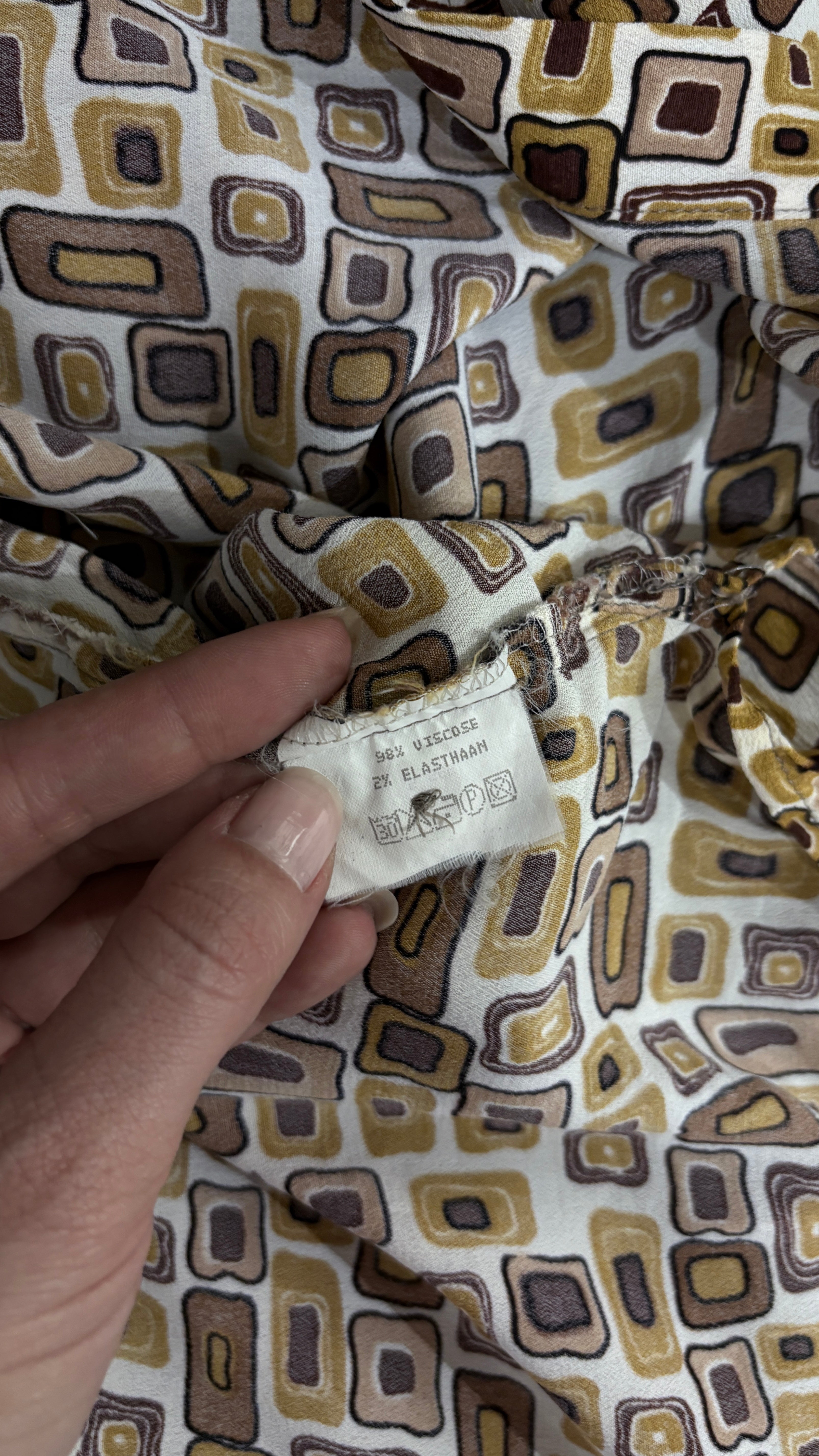 Vintage retro print shirt