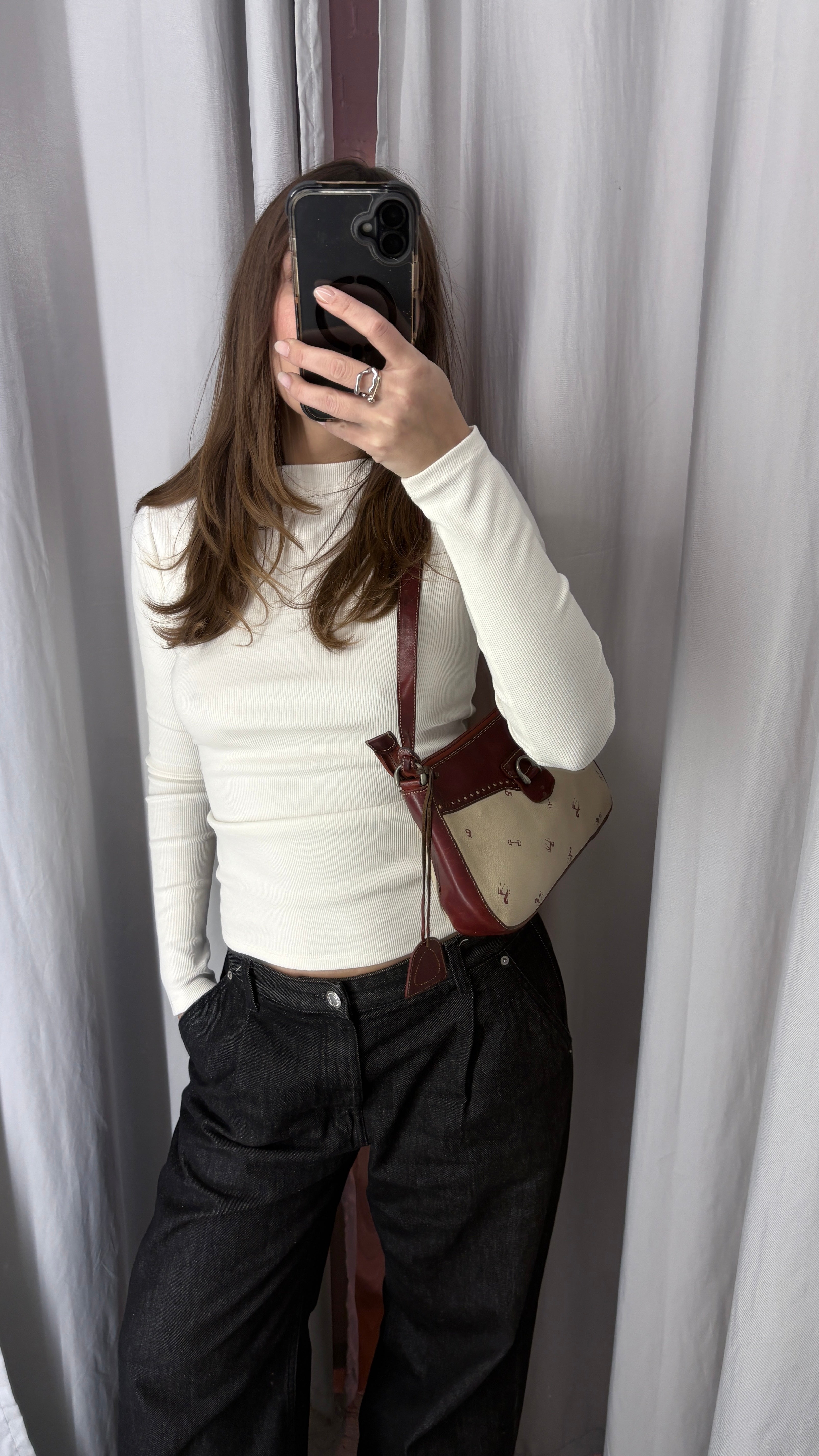 Vintage leather handbag