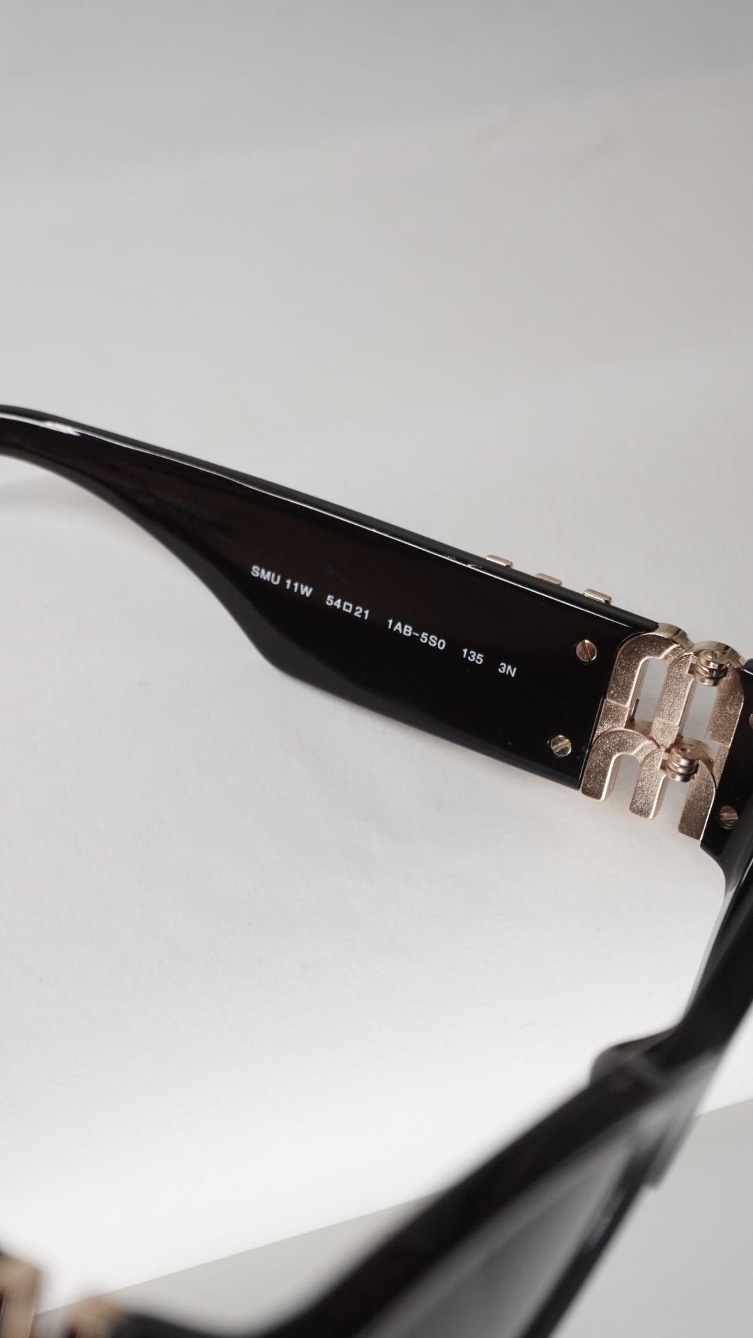 Designer Black Glimpse Sunglasses