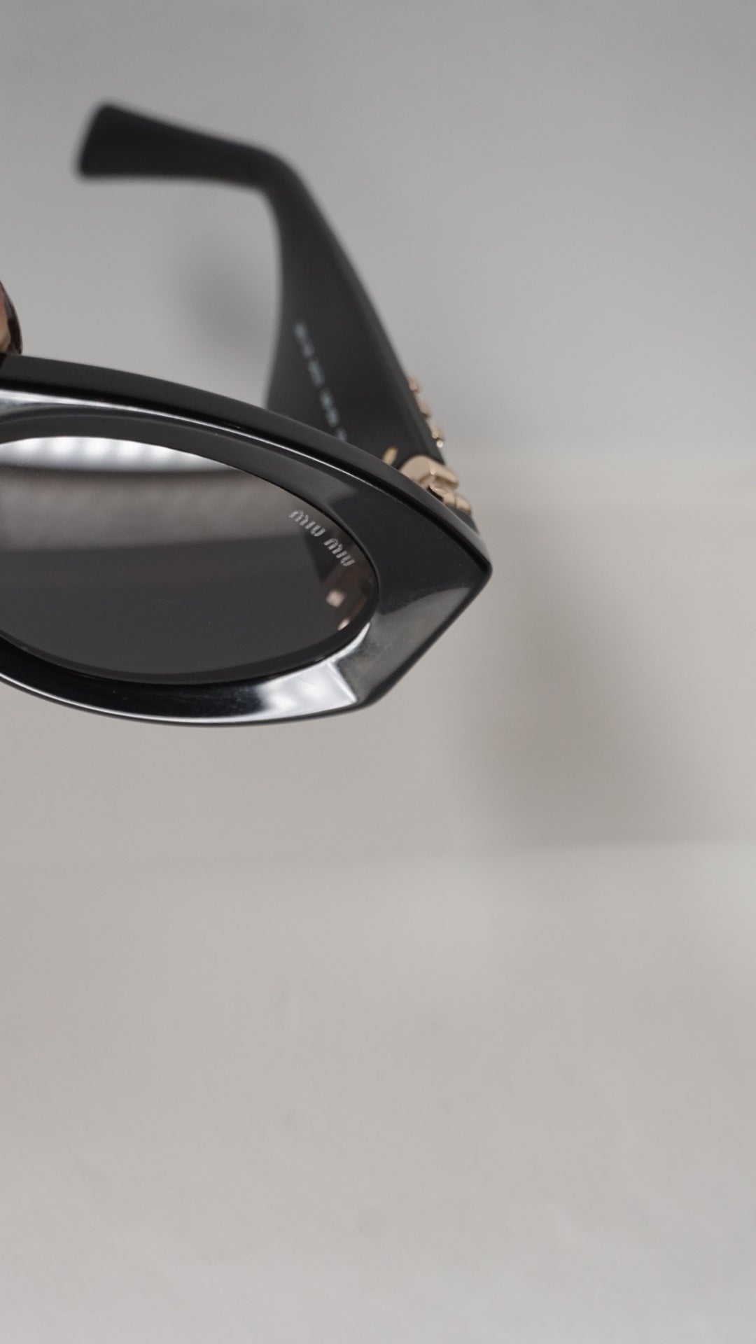 Designer Black Glimpse Sunglasses