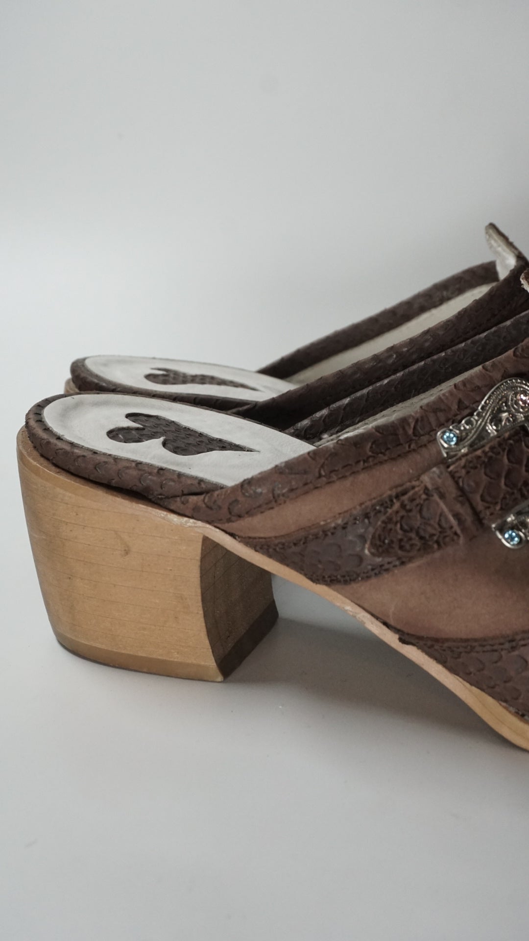 Cowboy spirit mules