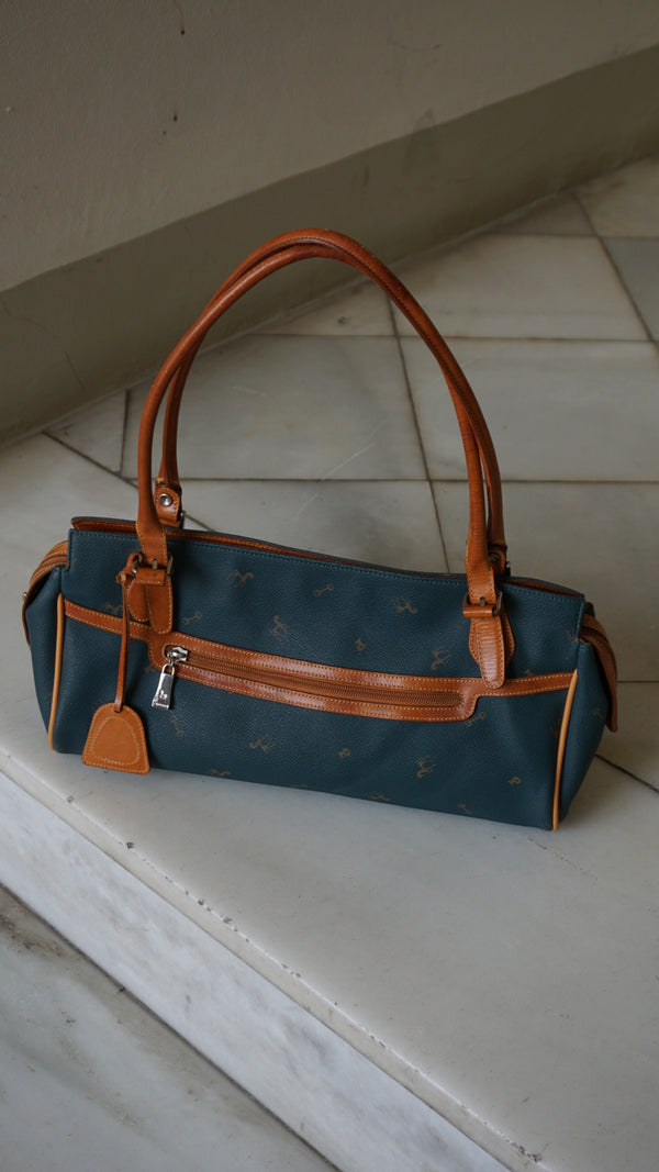 Petusco shoulder bag in natural leather