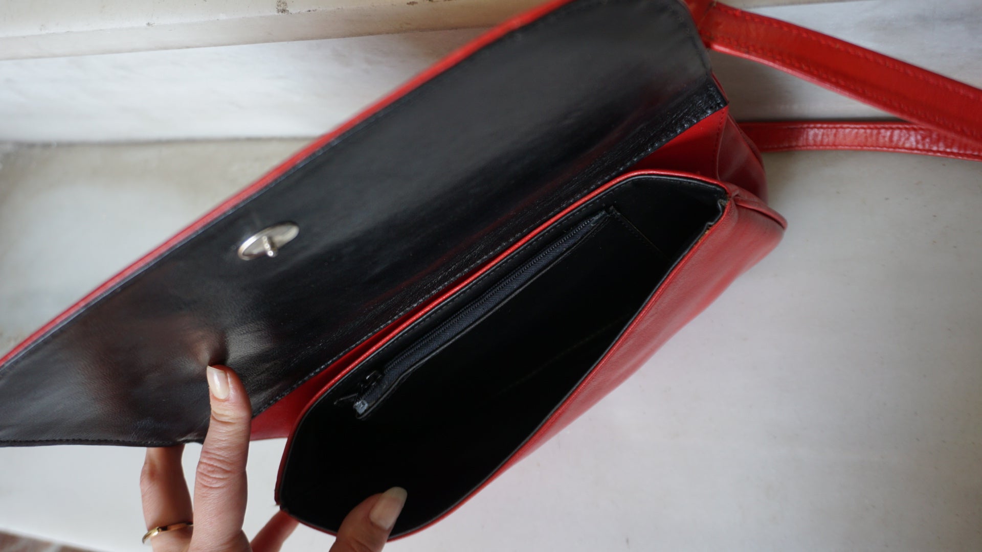 Vintage leather handbag