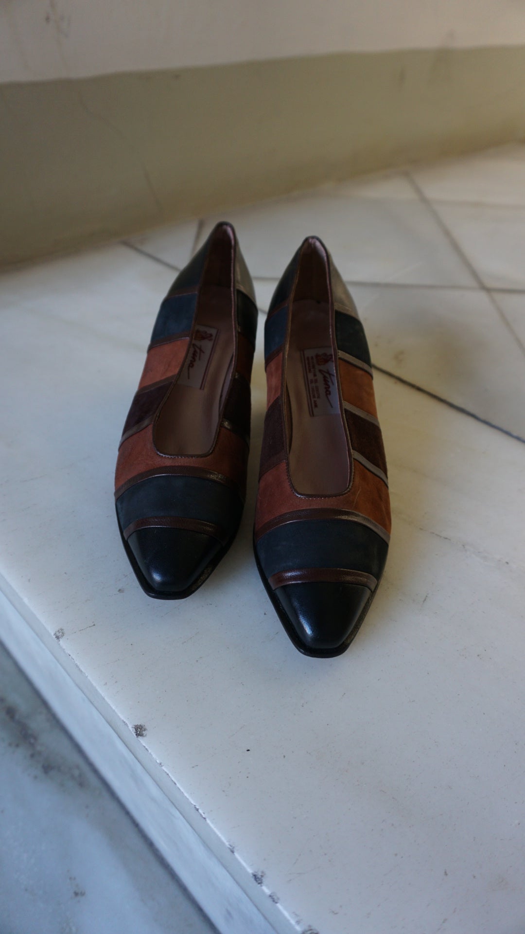 Vintage leather shoes in black and brown