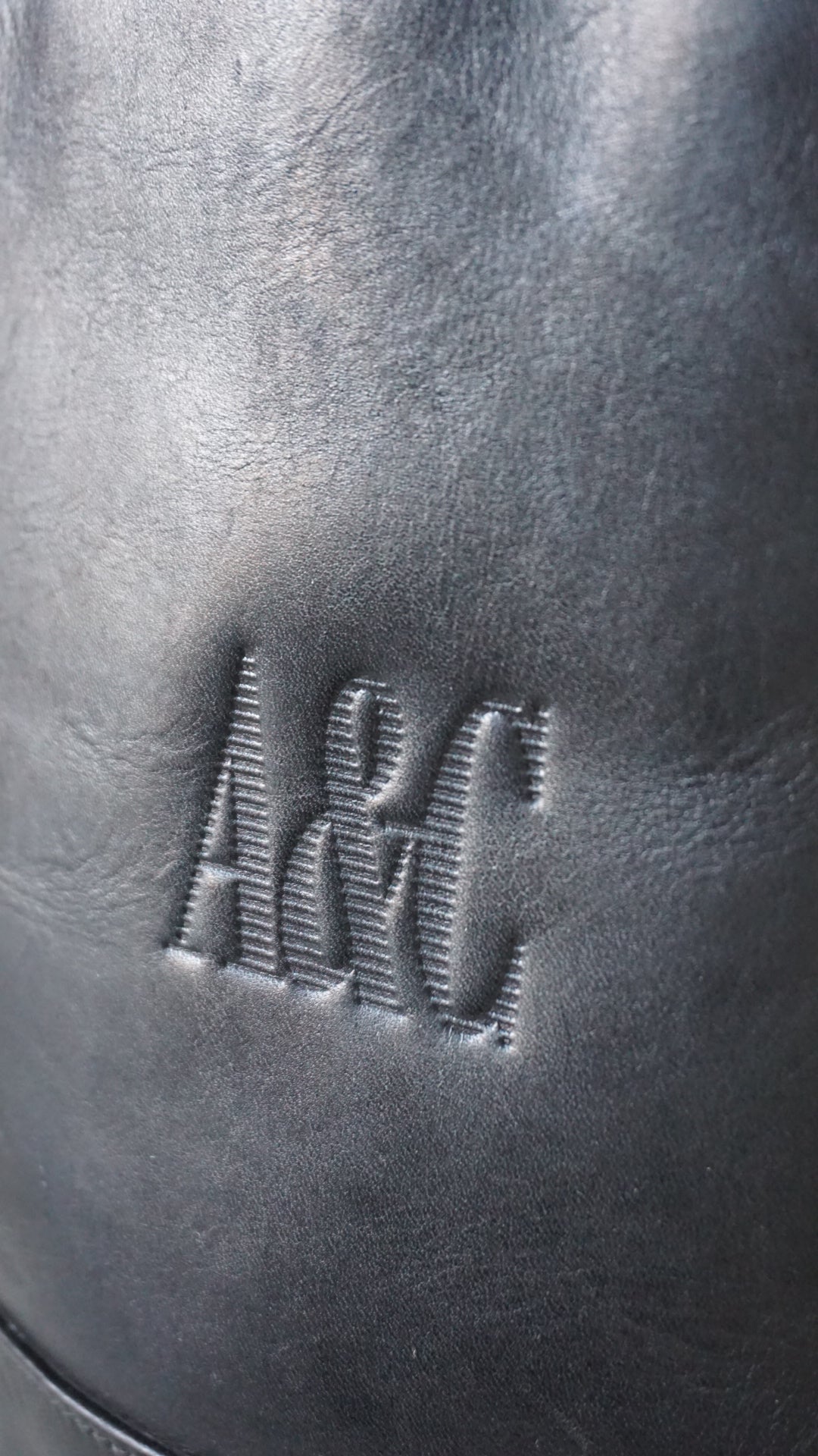 Vintage leather bucket bag